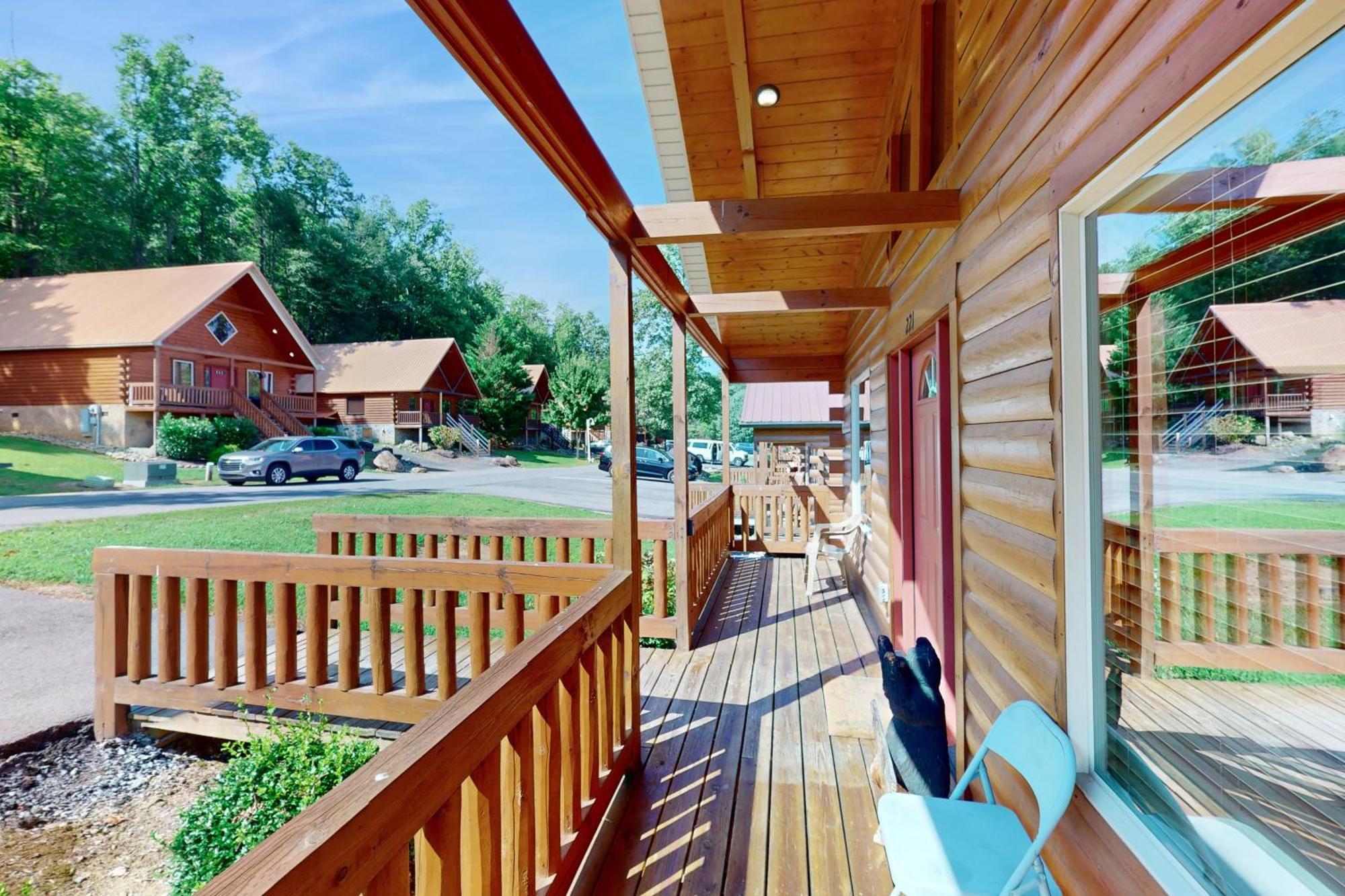 White Oak Resort Southern Comfort Gatlinburg Exterior photo